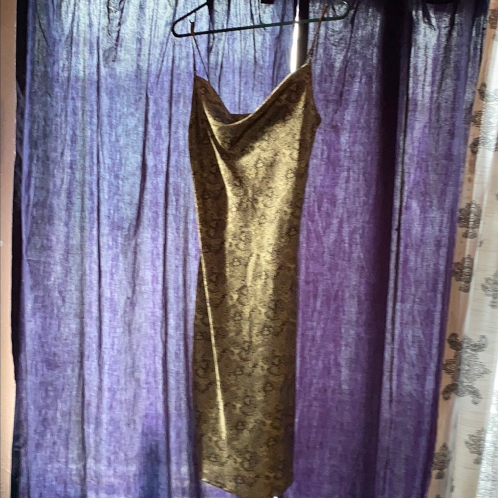 Old Navy Slip Dress NWOT beautiful printed